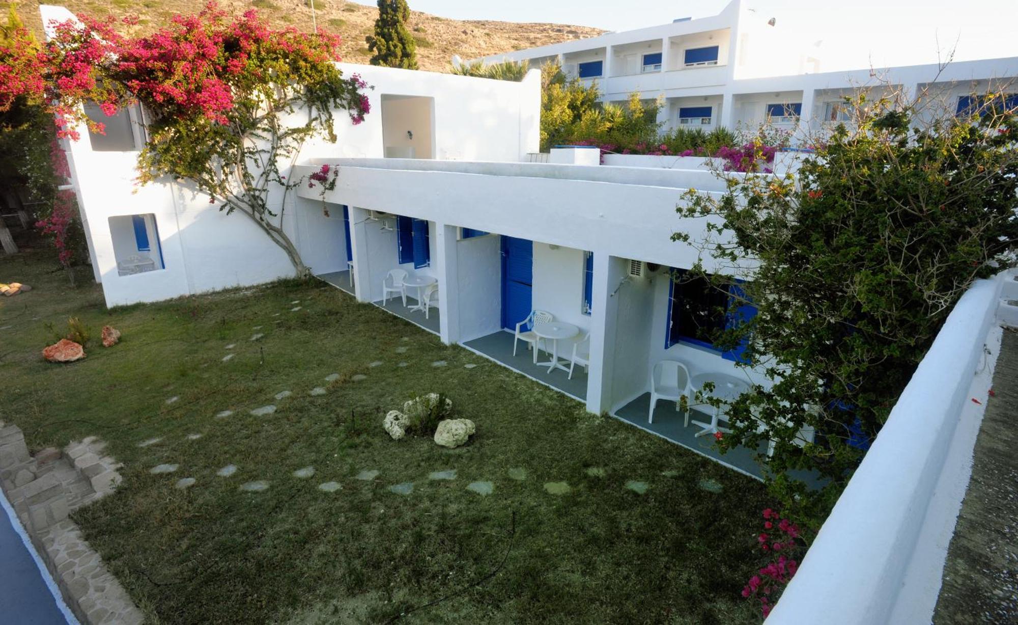 Lagada Beach Hotel Adamantas  Exterior foto
